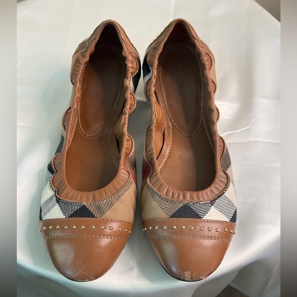BURBERRY flats, Traditional Plaid, Size 36.5 - Picture 5 of 9